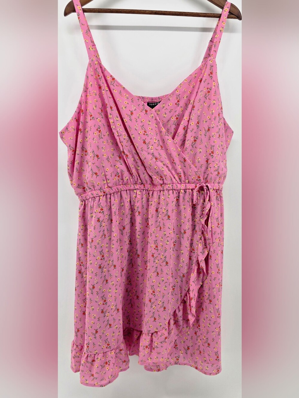 Torrid Georgette Surplice Wrap Romper Rose Bloom Ditsy Floral Pink – Size 3X